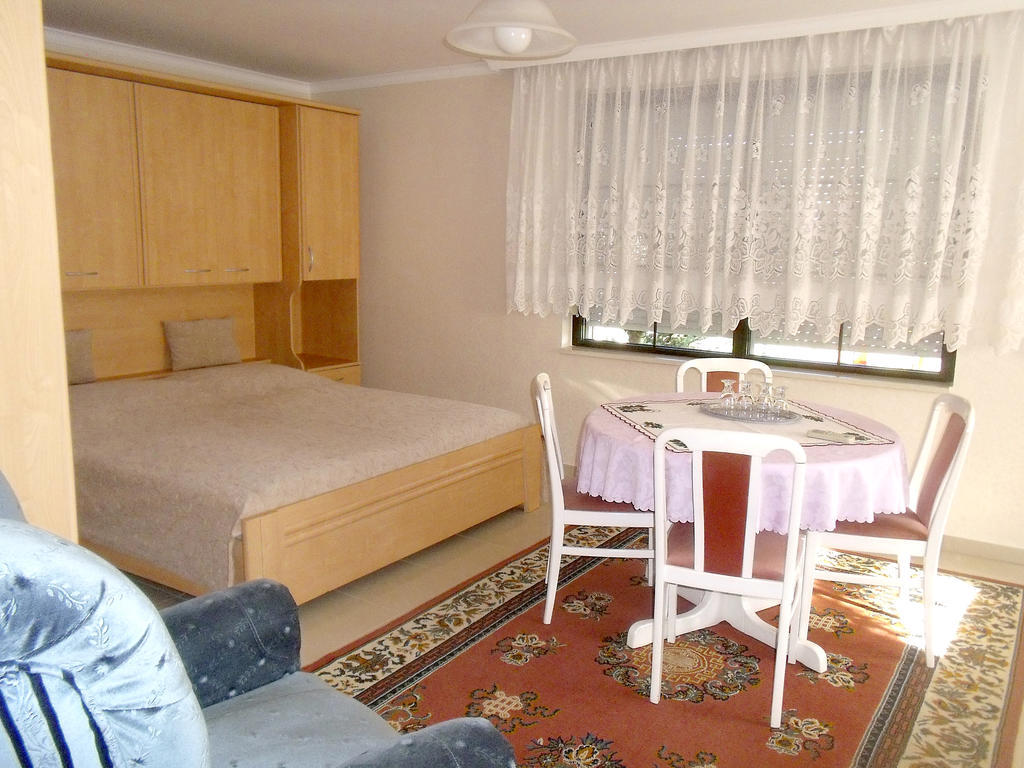 Angela Panzio Bed & Breakfast Berettyoujfalu Room photo